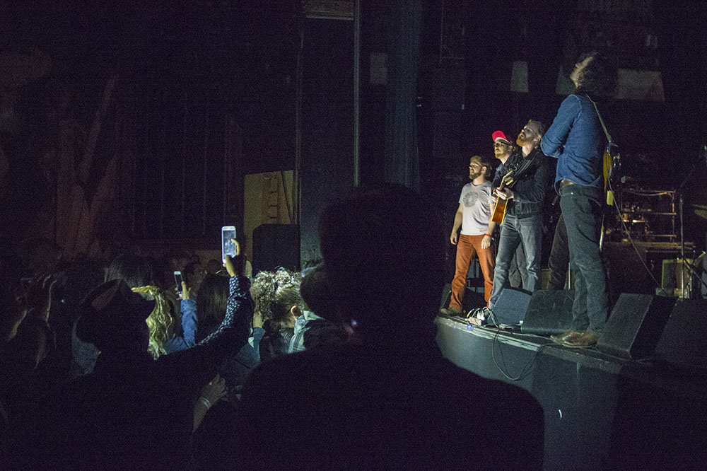 Seriously, these guys will bring the party anywhere. They don't even need electricity. When the Fonda Theatre lost power in the middle of their set, they simply performed "Hangman" a cappella by cell phone light. Los Angeles, CA, 3/30/17. Photo by Jason D. 'Diesel' Hamad/No Surf Music.