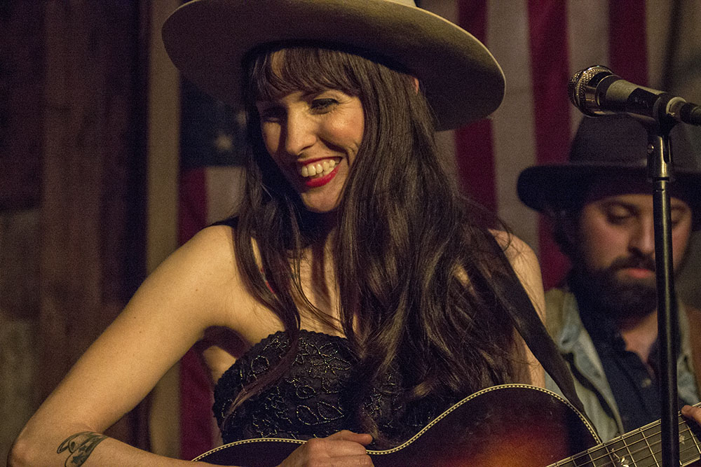 Jaime Wyatt performing at The Escondite in Los Angeles, California, 2/25/17. Photo by Jason D. 'Diesel' Hamad, No Surf Music.