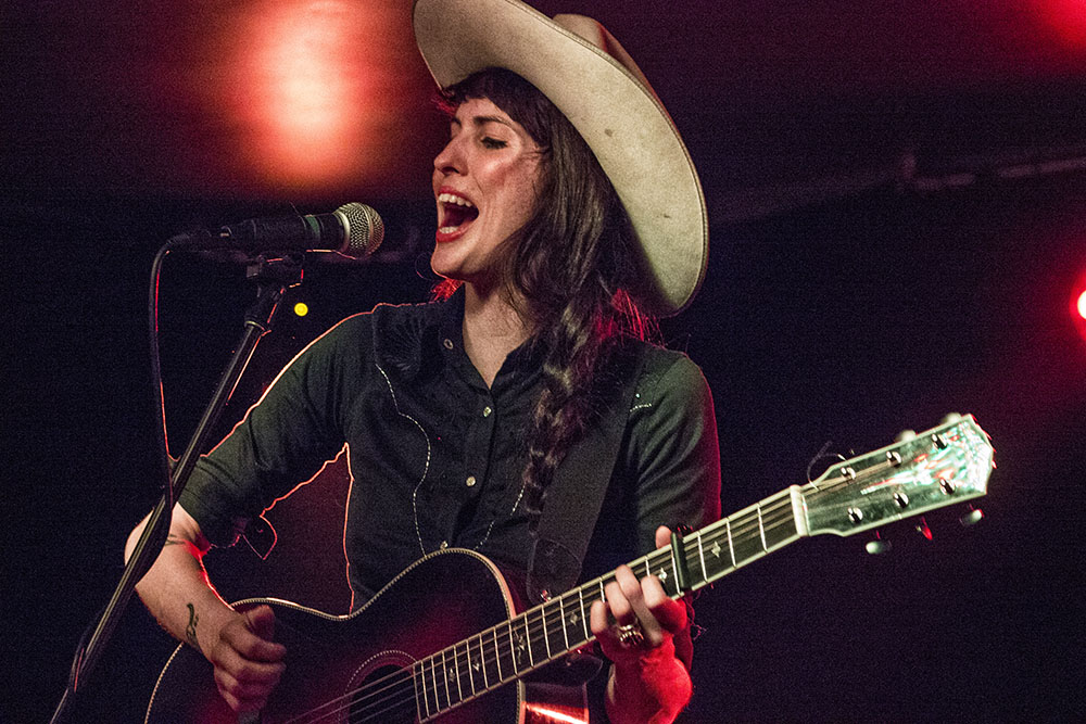 Jaime Wyatt performing at The Wayfarer in Costa Mesa, California, 3/27/17. Photo by Jason D. 'Diesel' Hamad, No Surf Music.